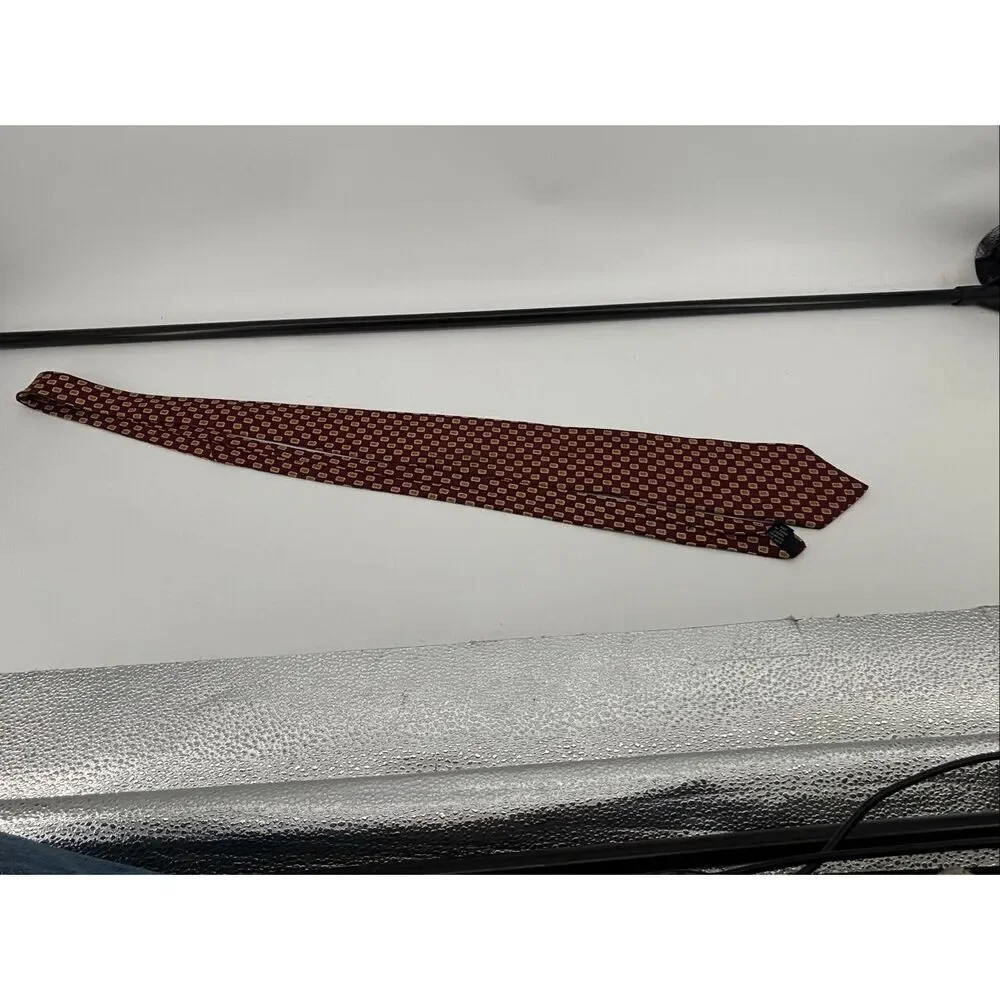 Brooks Brothers Makers 100% Silk Tie Burgundy Gold